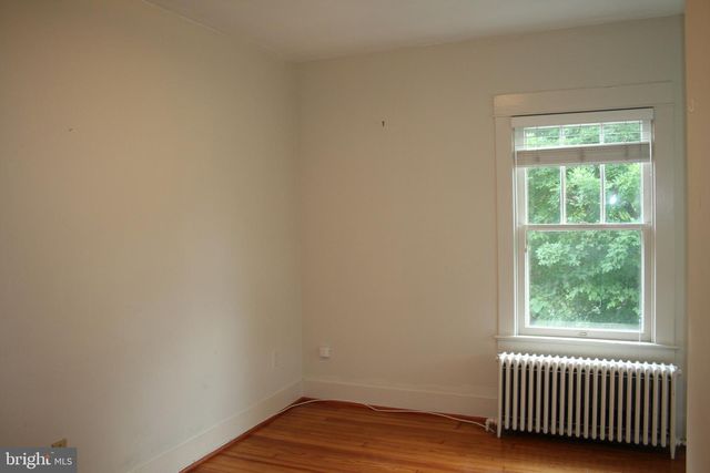 3 HIGH ST, Brookeville, MD 20833