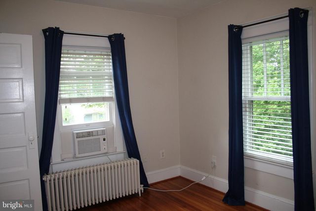 3 HIGH ST, Brookeville, MD 20833