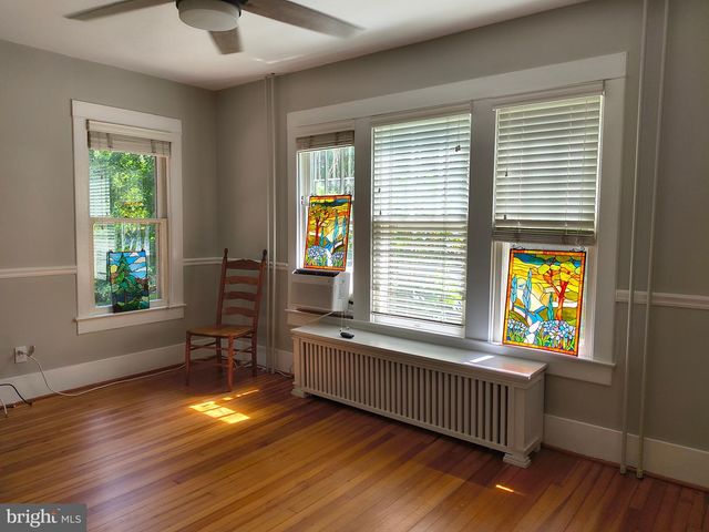 3 HIGH ST, Brookeville, MD 20833