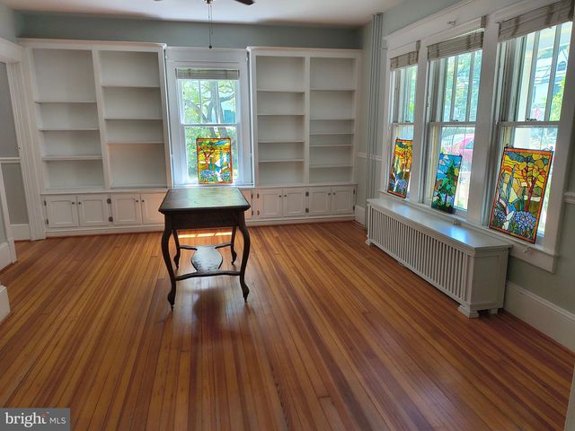 3 HIGH ST, Brookeville, MD 20833