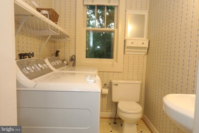 3 HIGH ST, Brookeville, MD 20833