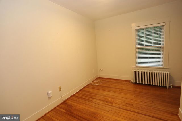 3 HIGH ST, Brookeville, MD 20833