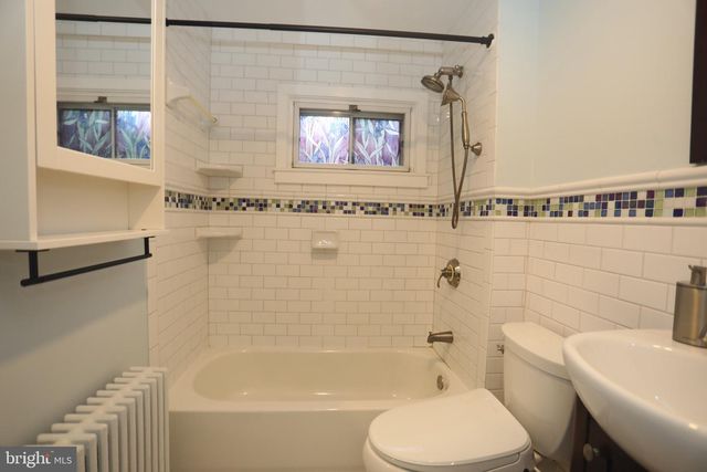 3 HIGH ST, Brookeville, MD 20833