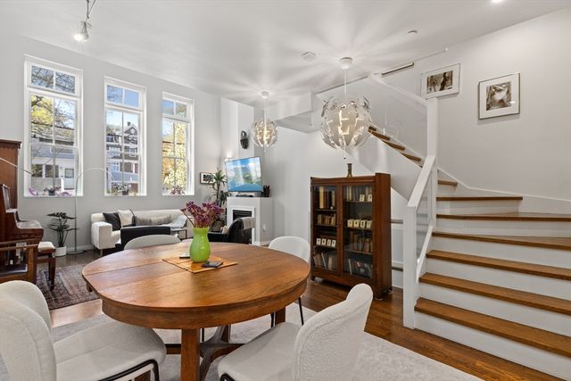 68 Seaverns Ave A, Boston, MA 02130