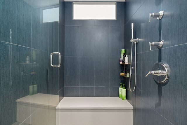 68 Seaverns Ave A, Boston, MA 02130