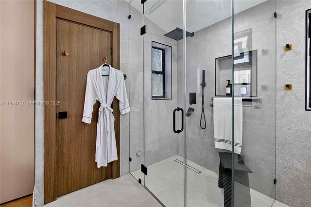 800 NE 97th St 0, Miami Shores, FL 33138