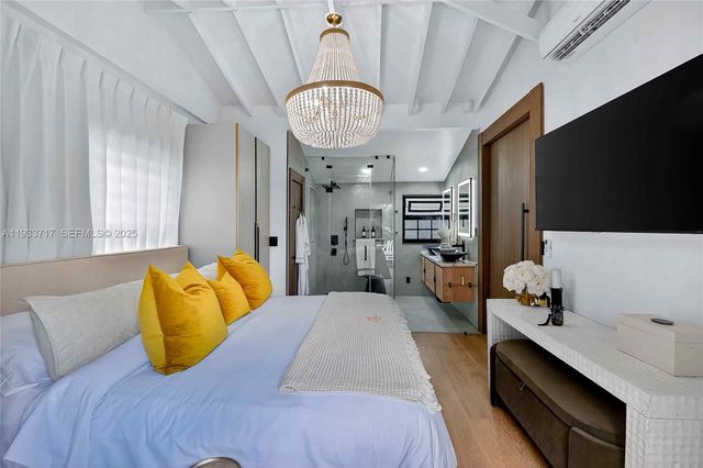 800 NE 97th St 0, Miami Shores, FL 33138