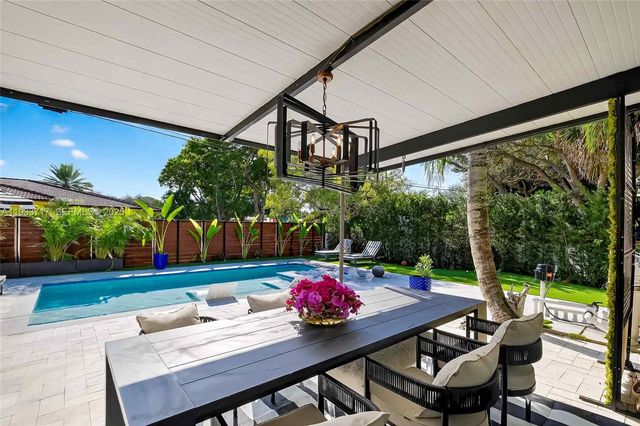 800 NE 97th St 0, Miami Shores, FL 33138