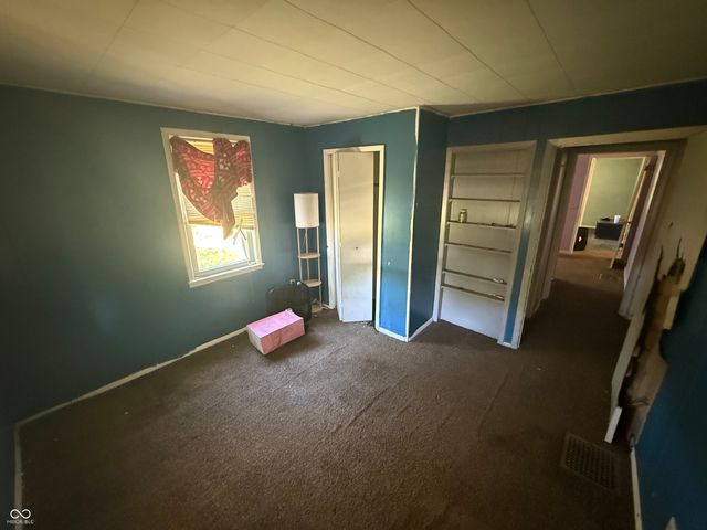 2004 E Wheeler Avenue, Terre Haute, IN 47802
