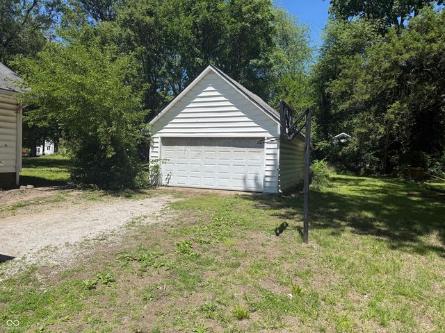 2004 E Wheeler Avenue, Terre Haute, IN 47802
