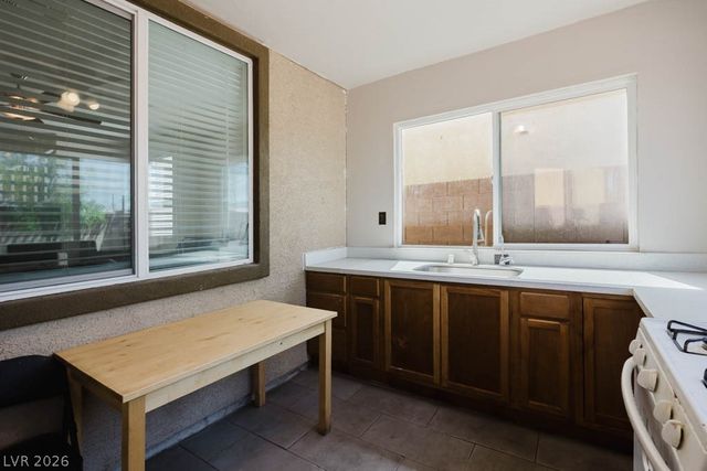 5392 Jade Crystal Avenue, Las Vegas, NV 89146