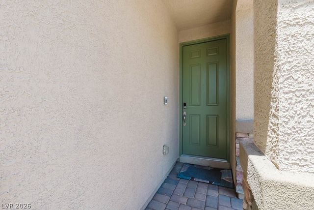 5392 Jade Crystal Avenue, Las Vegas, NV 89146
