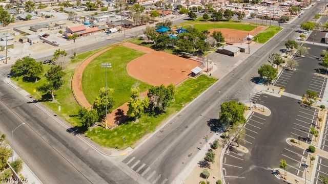 5392 Jade Crystal Avenue, Las Vegas, NV 89146