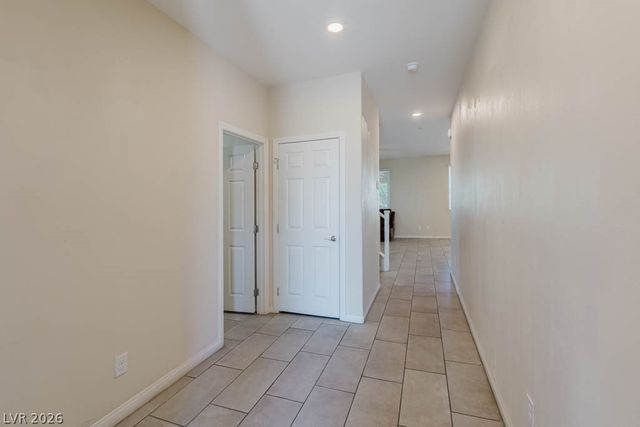 5392 Jade Crystal Avenue, Las Vegas, NV 89146