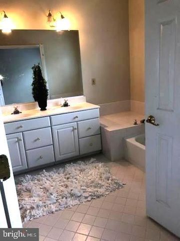 14028 MADRIGAL DR, Woodbridge, VA 22193