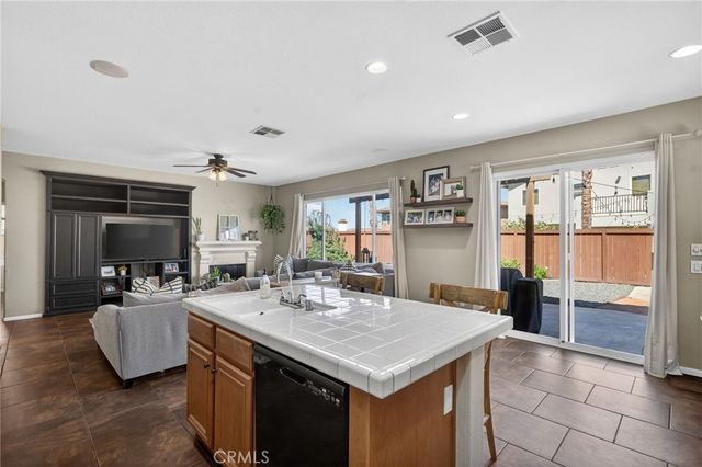 33884 Pegase Court, Temecula, CA 92592