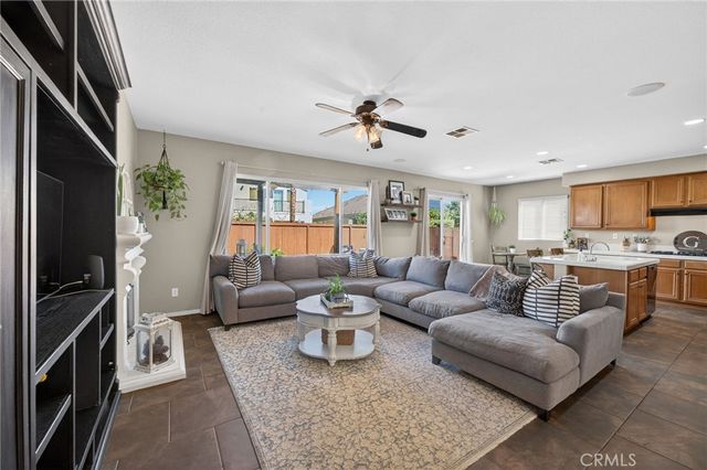 33884 Pegase Court, Temecula, CA 92592