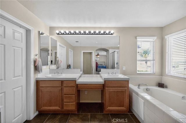 33884 Pegase Court, Temecula, CA 92592