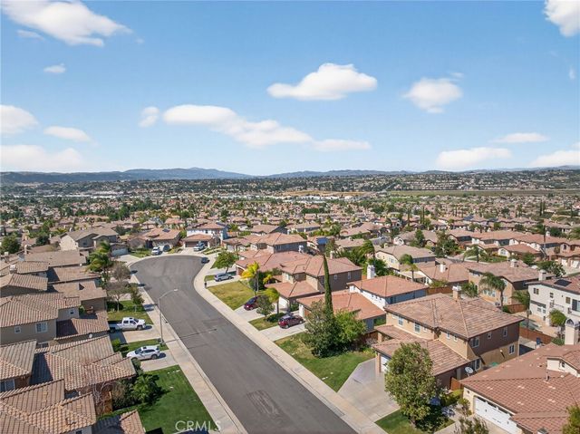 33884 Pegase Court, Temecula, CA 92592