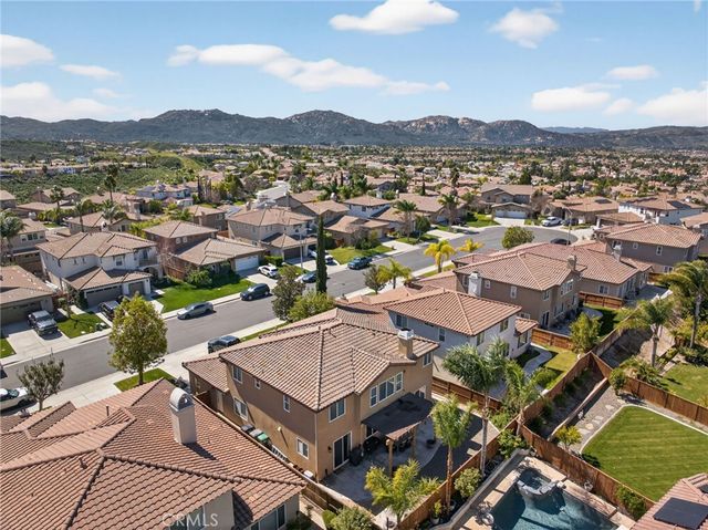 33884 Pegase Court, Temecula, CA 92592