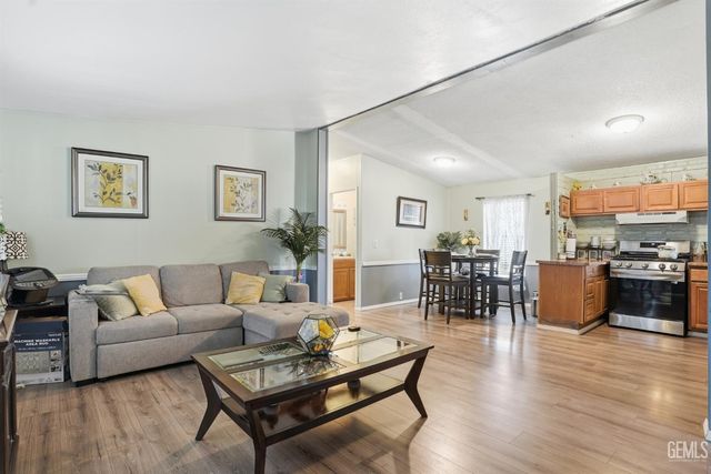 1301 Taft Highway 154, Bakersfield, CA 93307