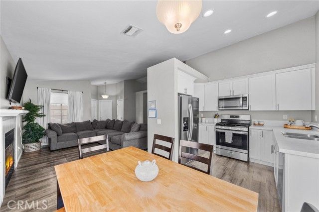 39875 Knollridge, Temecula, CA 92591
