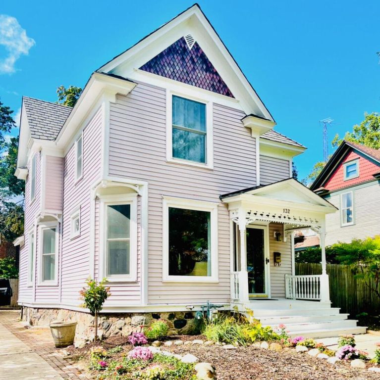 132 S 2nd STREET, Delavan, WI 53115