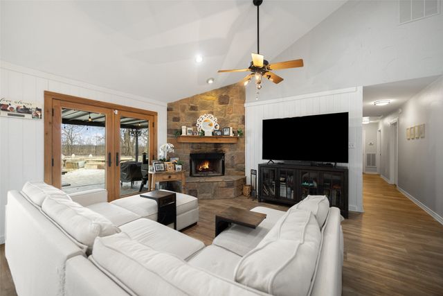 21639 County Road 850, Farmersville, TX 75442