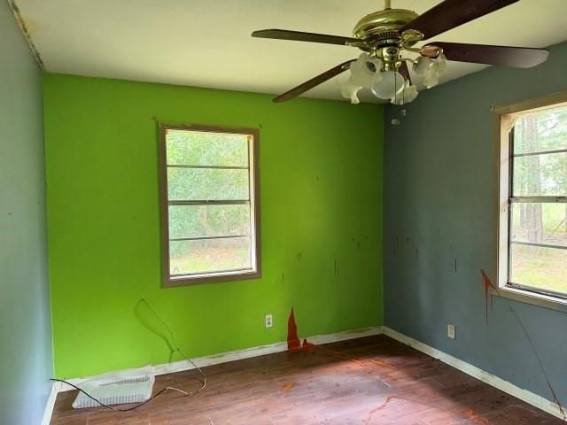 579 Popher Creek Road, Zavalla, TX 75980