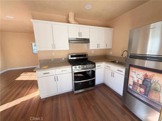 1322 W 11th, Upland, CA 91786