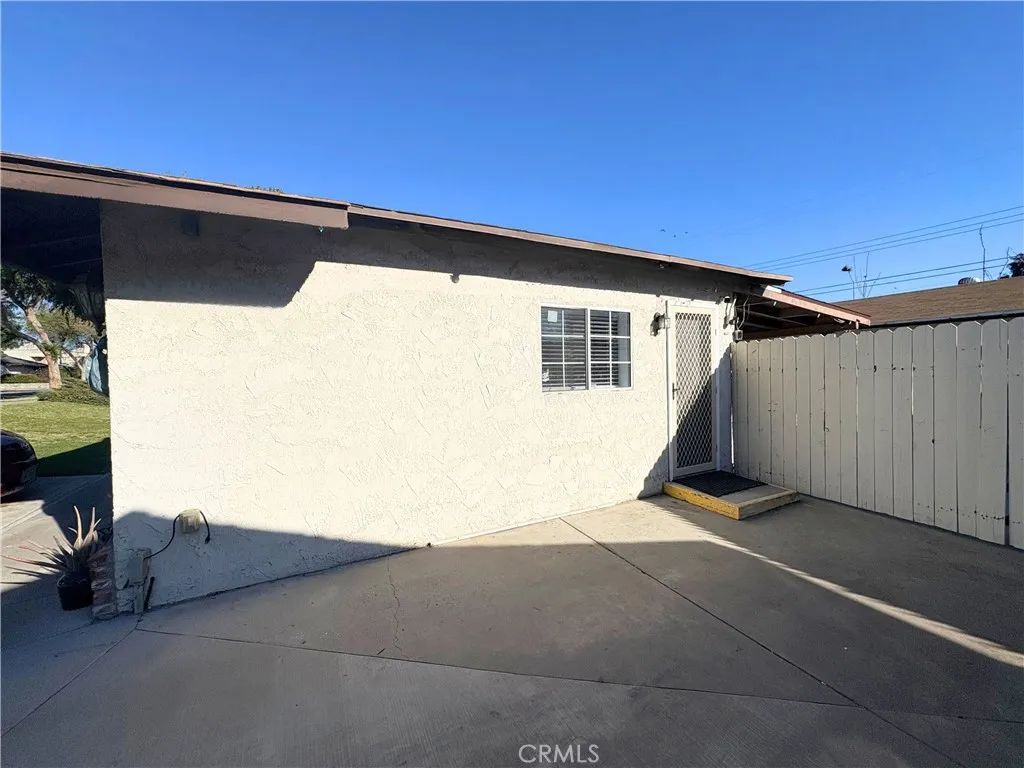 1322 W 11th, Upland, CA 91786