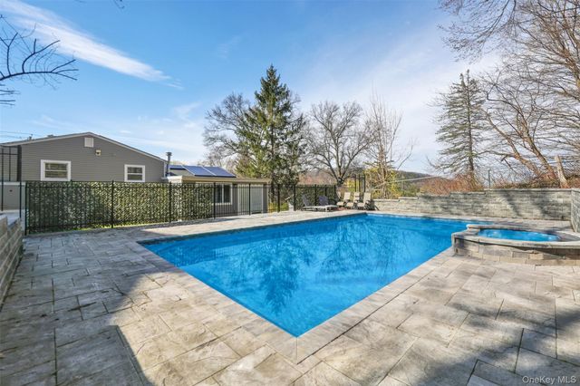 15 Duelk Avenue, Blooming Grove, NY 10950