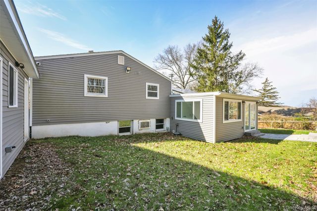 15 Duelk Avenue, Blooming Grove, NY 10950