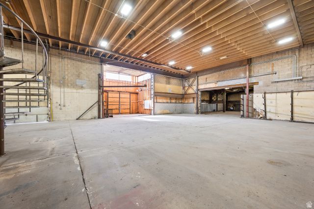 122 S NAVAJO, Salt Lake City, UT 84104