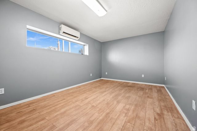 122 S NAVAJO, Salt Lake City, UT 84104