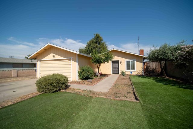 980 S Spruce Street, Tulare, CA 93274