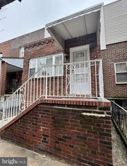 2707 S 9TH ST, Philadelphia, PA 19148