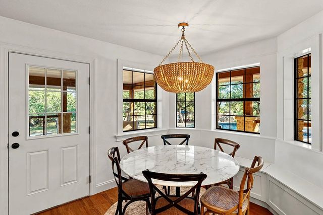 301 Medlin Creek LOOP, Dripping Springs, TX 78620