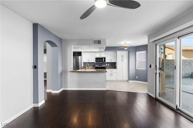 6124 Warm River Road, Las Vegas, NV 89108