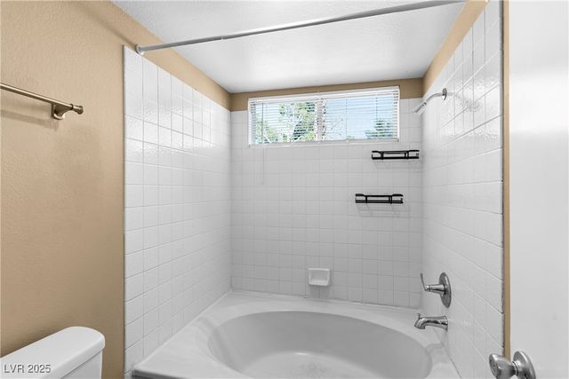 6124 Warm River Road, Las Vegas, NV 89108