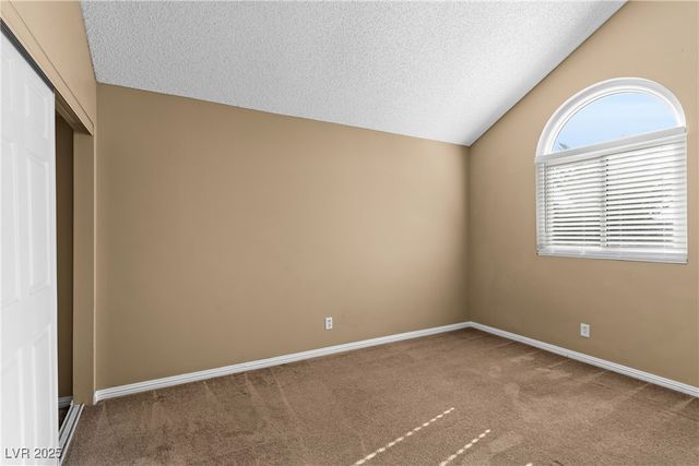 6124 Warm River Road, Las Vegas, NV 89108