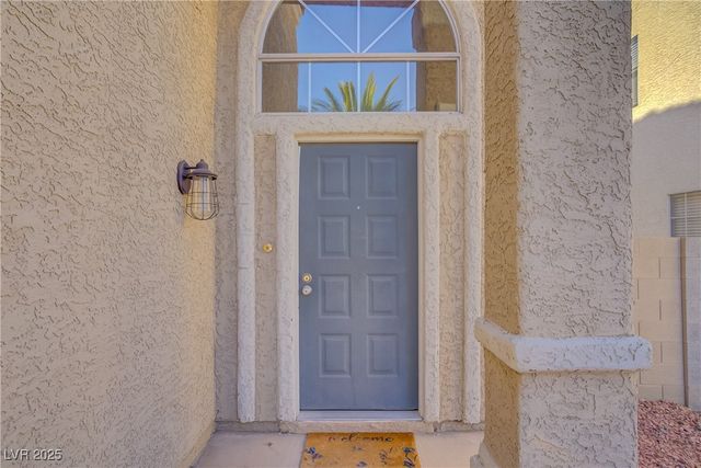 6124 Warm River Road, Las Vegas, NV 89108