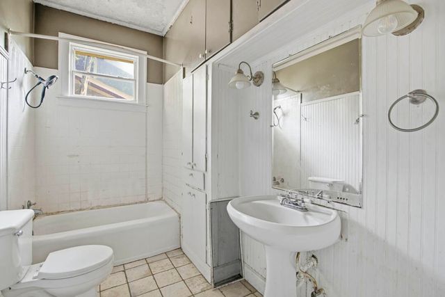 117 Kimball Ave., Hattiesburg, MS 39401