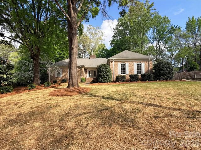 6024 Dovefield Road, Charlotte, NC 28277