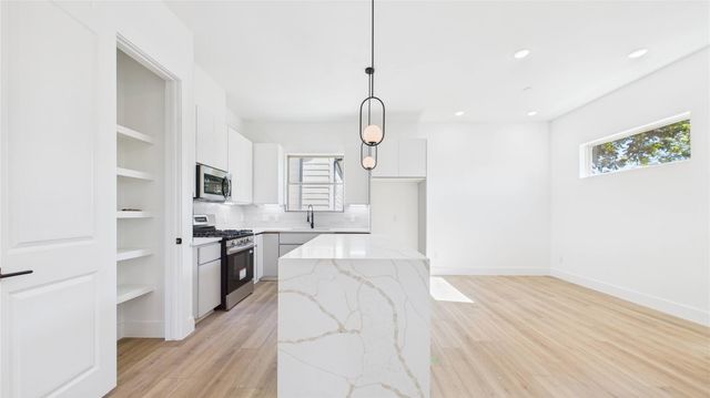 5316 Terry Street, Houston, TX 77009