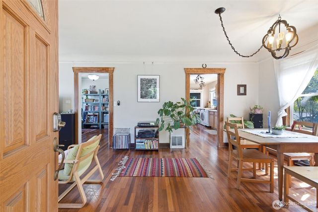 5060 Renton Avenue S, Seattle, WA 98118