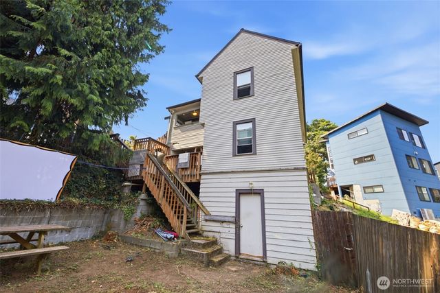 5060 Renton Avenue S, Seattle, WA 98118