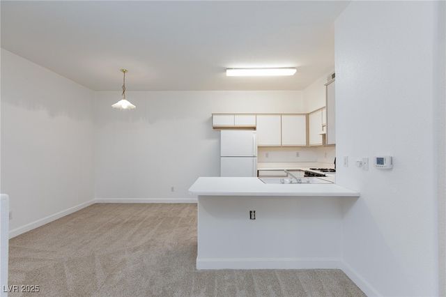 5751 East Hacienda Avenue 115, Las Vegas, NV 89122