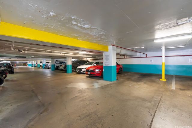 444 Kanekapolei Street 508, Honolulu, HI 96815