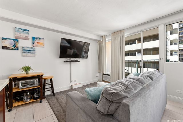 444 Kanekapolei Street 508, Honolulu, HI 96815